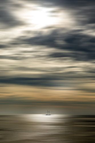 Sail Away van Jacques Jullens