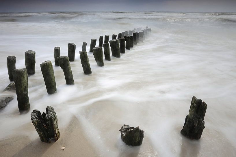 Golfbrekers in de Noordzee van Antwan Janssen