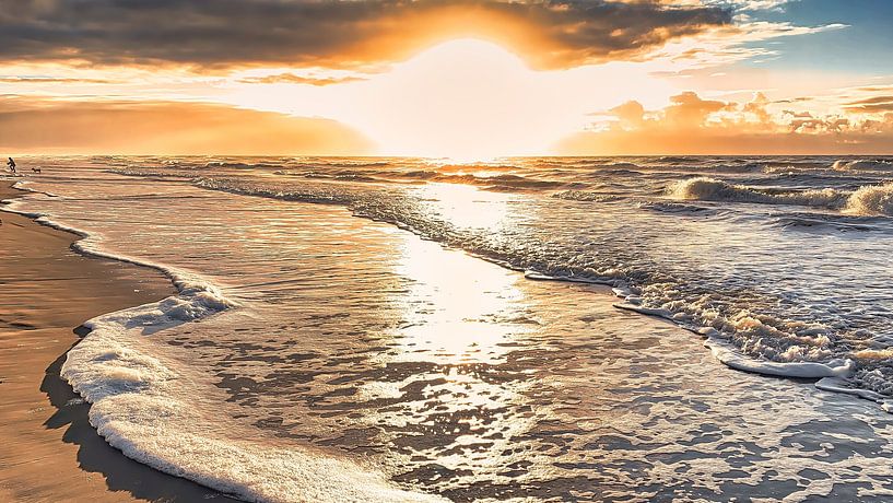 Sonnenuntergangsstrand Nordseeküste von Digital Art Nederland