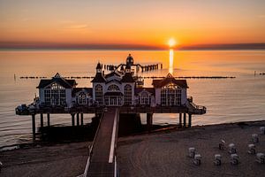 Sonnenaufgang über der Seebrücke Sellin auf Rügen