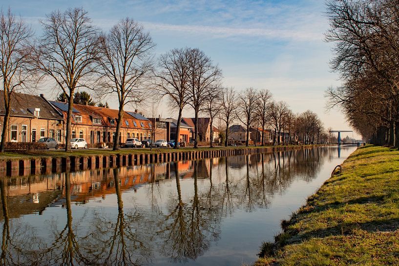 The Zuid-Willemsvaart near Weert by Jolanda de Jong-Jansen