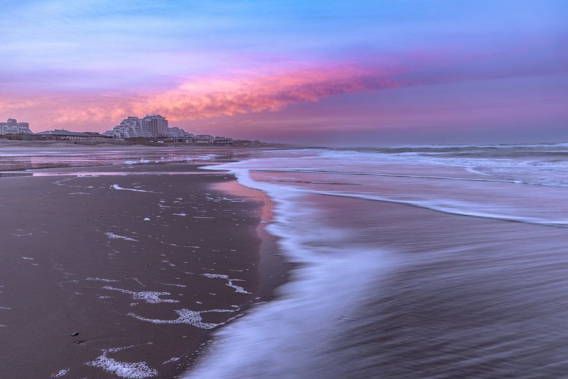 Beach Noordwijk during the blue hour by Yanuschka | Fotografie Noordwijk