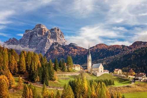 Herfst in Colle Santa Lucia en Selva di Cadore, Dolomieten