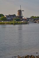 Stadshaven van Wijk bij Duurstede met de molen