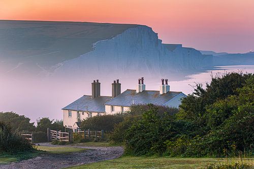 Sunrise in Cuckmere Haven and the Seven Sisters
