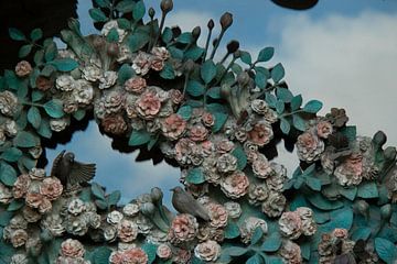 Vogels in de Sagrada Familia van Mark Zoet