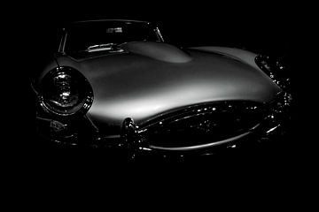 Jaguar E-Type ancienne en noir et blanc sur Dieter Walther