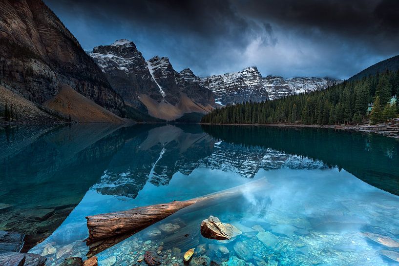 Moraine Lake  by Arnaud Bertrande