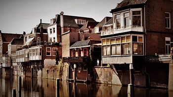Prachtige oude pandjes langs het water in Gorinchem