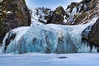 Gefrorener Wasserfall, der Stjórnarfoss