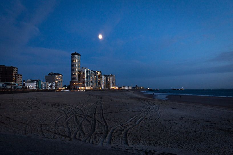 View of the boulevard of Vlissingen at night by Madelief Dekker