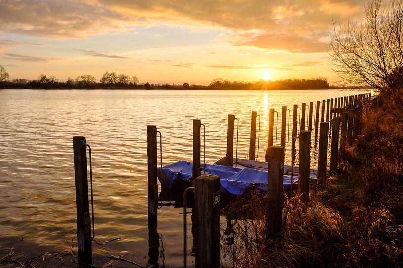 Steigers in zonsondergang van Johan Vanbockryck
