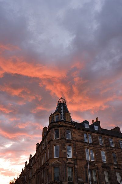 Edinburgh by Hello Pompoyo