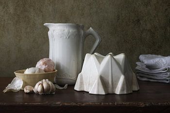 Stillleben: Küchenszene in Weiß