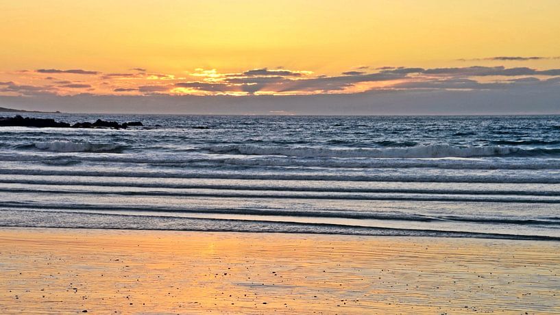 A romantic sunrise on the North Sea beach by Werner Lehmann