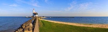 Paard van Marken - Lighthouse at the Markenmeer in the Netherlands by Frank Herrmann