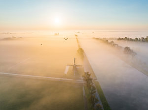 Mühle Zwakkenburg bei Sonnenaufgang