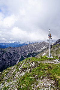 Die Ammergauer Alpen: ein Naturpark voller Ruhe, Ursprünglichkeit und eindrucksvoller Berglandschaften – ideal für Natur- und Bergfotografie.