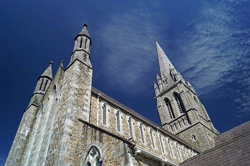 St Mary's Cathedral of Killarney is een rooms-katholieke kathedraal in Killarney
