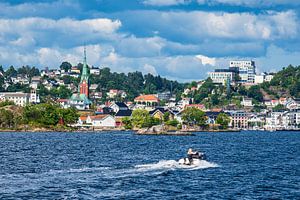 Blick auf die Stadt Arendal in Norwegen