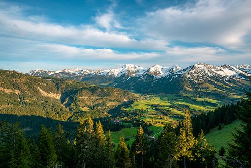 Uitzicht op Oberjoch en Tannheim