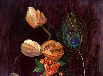 Nature morte avec fleur de lampinion et plume de paon sur Claudia Gründler
