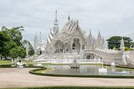Weißer Tempel, Chiang Rai von Richard van der Woude Miniaturansicht