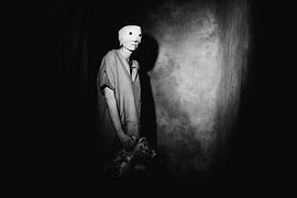 Eyes hidden in the shadows by Rüdiger Lutz