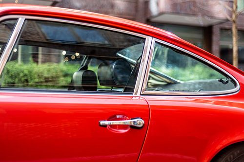 Klassischer roter Porsche 911