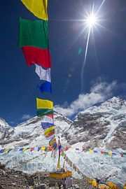 Mount Everest basecamp by Menno Boermans