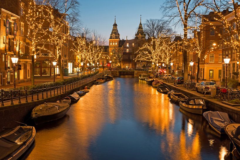 Kerstmis met het Rijksmuseum in Amsterdam Nederland bij zonsondergang par Eye on You