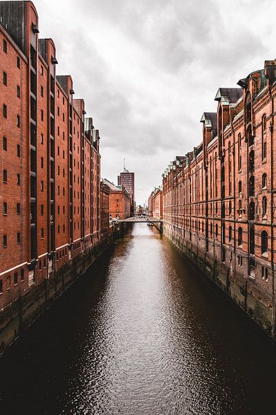 Hamburg by Hello Pompoyo