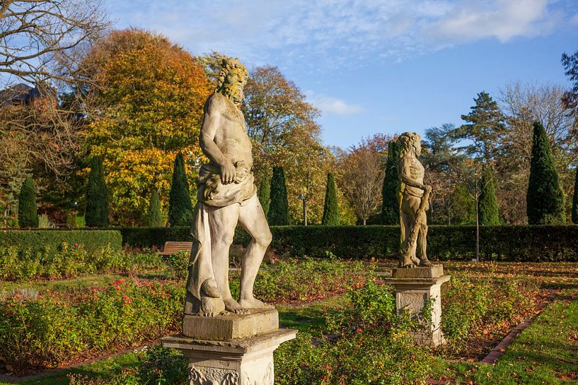 Personnages dans le jardin public , Brême-Vegesack par Torsten Krüger