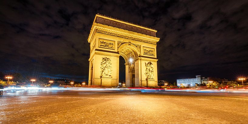 Paris Arc de Triomphe  par davis davis