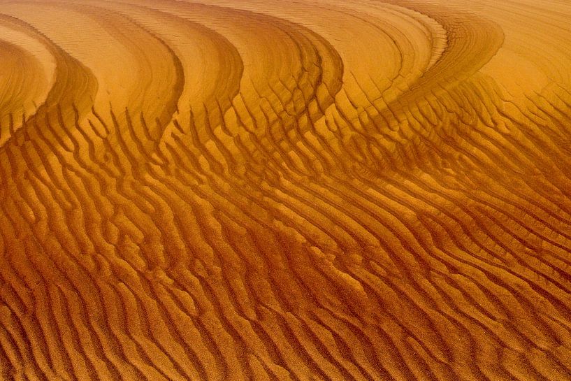 Wellen im Sand van Britta Kärcher