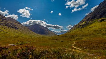 The magnificent mountains of the Scottish Highlands by René Holtslag