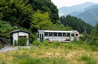 Oude bus von Marijn Kuijper Miniaturansicht