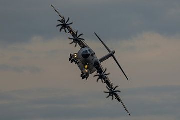 Équipe de démonstration tactique de l'Airbus A400M de France. sur Jaap van den Berg