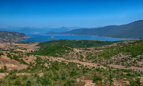 uitzicht over het Prespameer