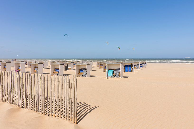 La plage de Katwijk au bord de la mer par Charlene van Koesveld