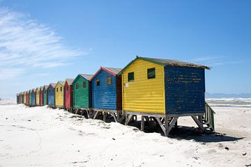 Gekleurde strandshuisjes van Jolanda van Eek en Ron de Jong