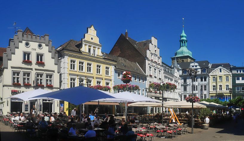 Marktplatztreiben van Edgar Schermaul
