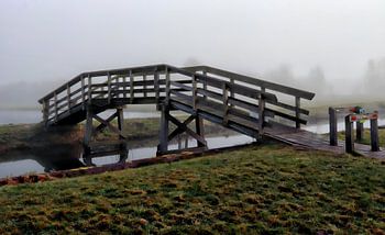 Bruggetje Zuiderburen Leeuwarden in de mist