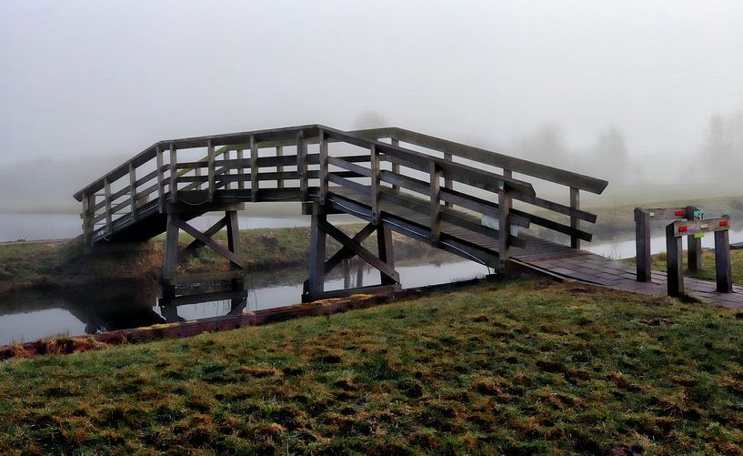 Zuiderburen Leeuwarden Brücke im Nebel von Jules Windey