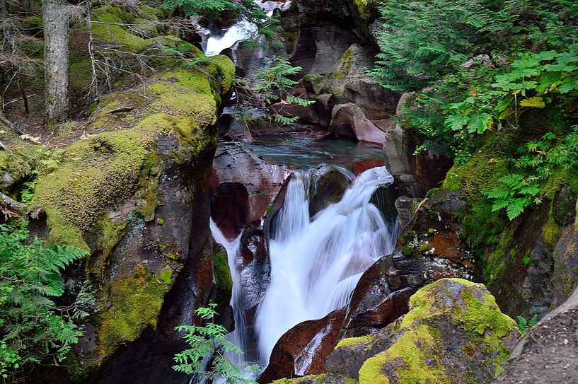 Milky creek by Frank's Awesome Travels