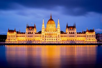 Bâtiment du Parlement à Budapest, Hongrie sur Marnix Teensma