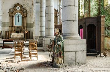 Church of decay van Patrick De Boeck