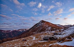 Pleine lune au-dessus du Lackenkogel sur Christa Kramer