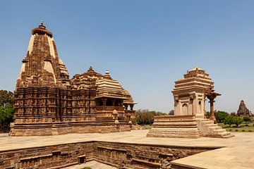 De tempels van Khajuraho in Madhya Pradesh India van Roland Brack