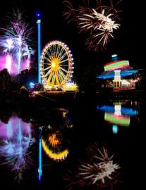 Vuurwerk boven een volksfeest van ManfredFotos